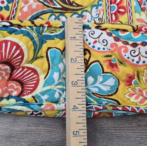 Vera Bradley Retro Eloise Hipster Provencal Yellow Paisely Crossbody Floral Boho - Picture 9 of 11